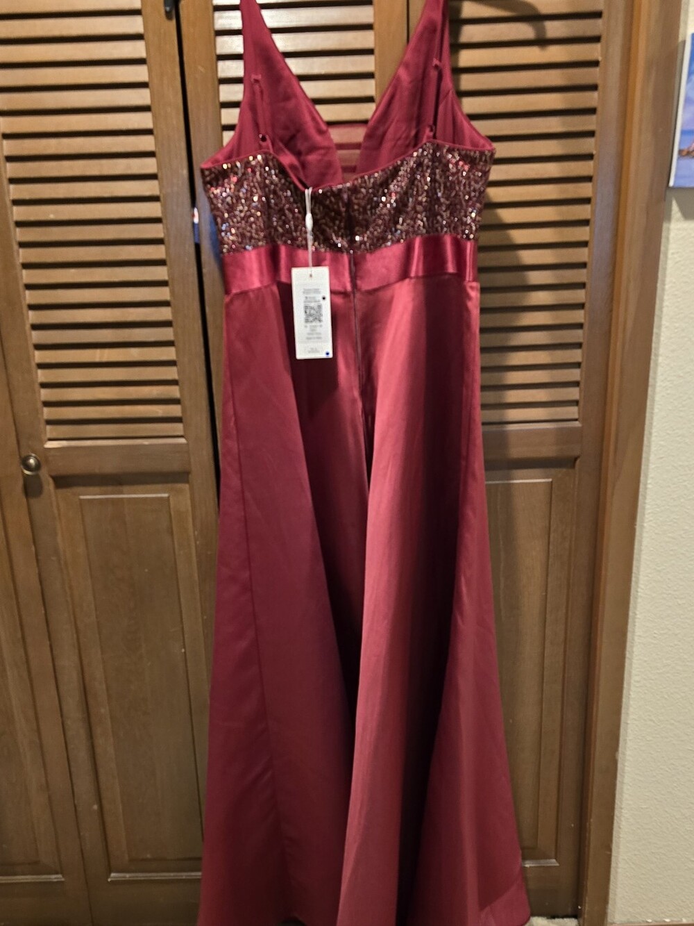 NWT - Plus Size Burgundy High-Low Sequin Evening Prom Dress - Picture 8 of 10